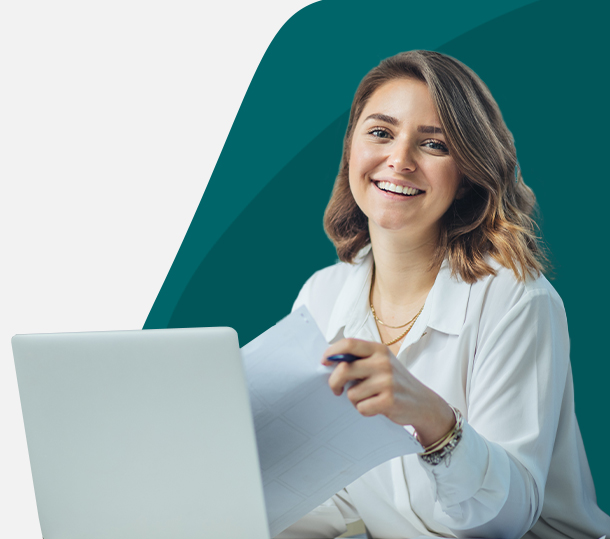 PrestigePEO-Perspective-Featured-Image-September-2024_02 Attractive Businesswoman choosing right employee benefits